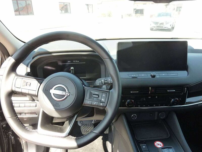 Nissan Qashqai 1,3 MHEV N-Connecta, AT, Winter, Busines