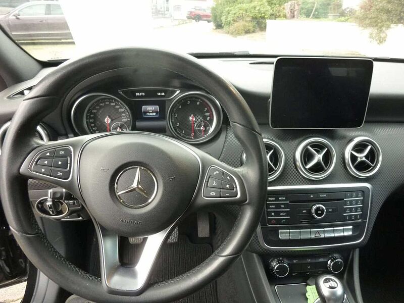 Mercedes-Benz A 180 A -Klasse A 180 Urban BlueEfficiency