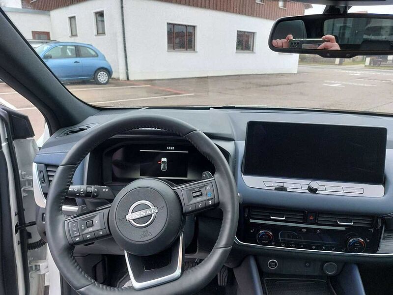 Nissan Qashqai 1,3 DIG-T Tekna Automatik, Winter-Paket