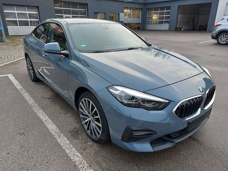 BMW 218 Gran Coupe 218i Advantage Connected Professional